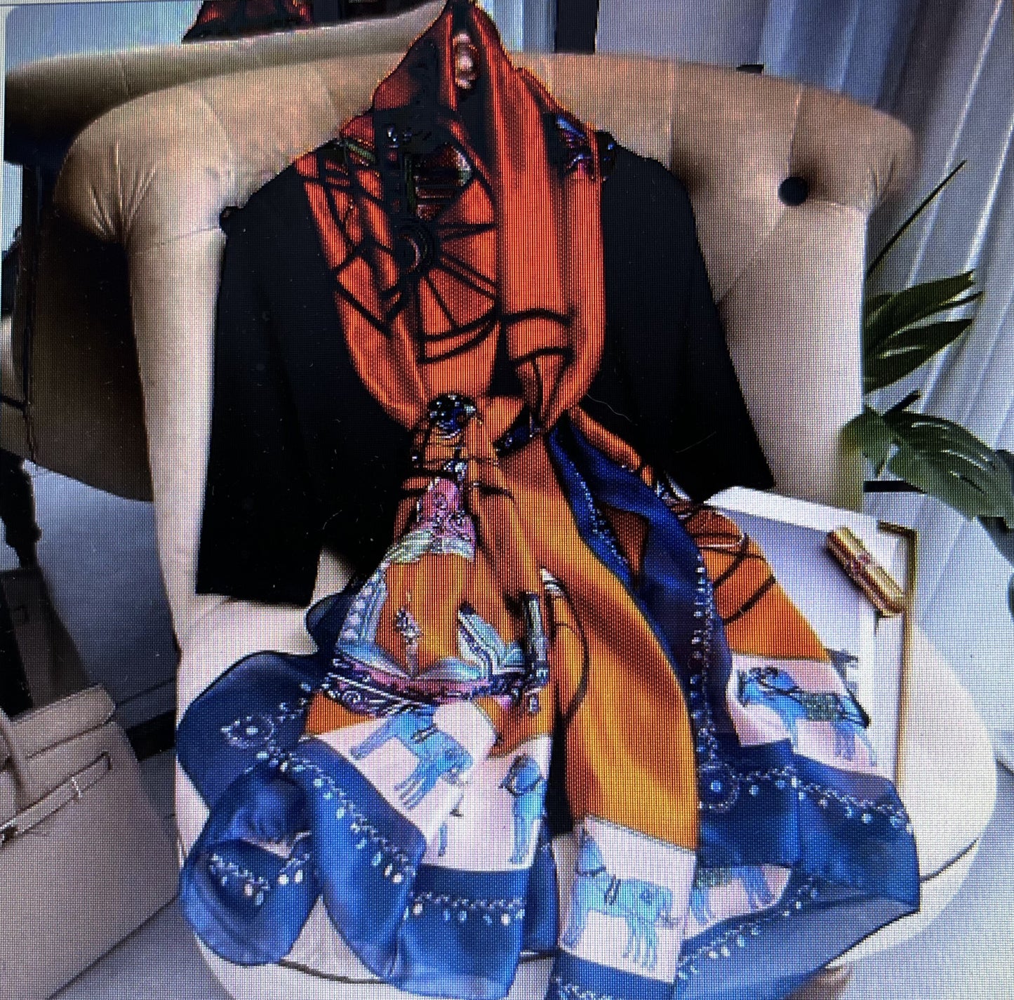 Scarf 180 x 90 cm - One only of this design