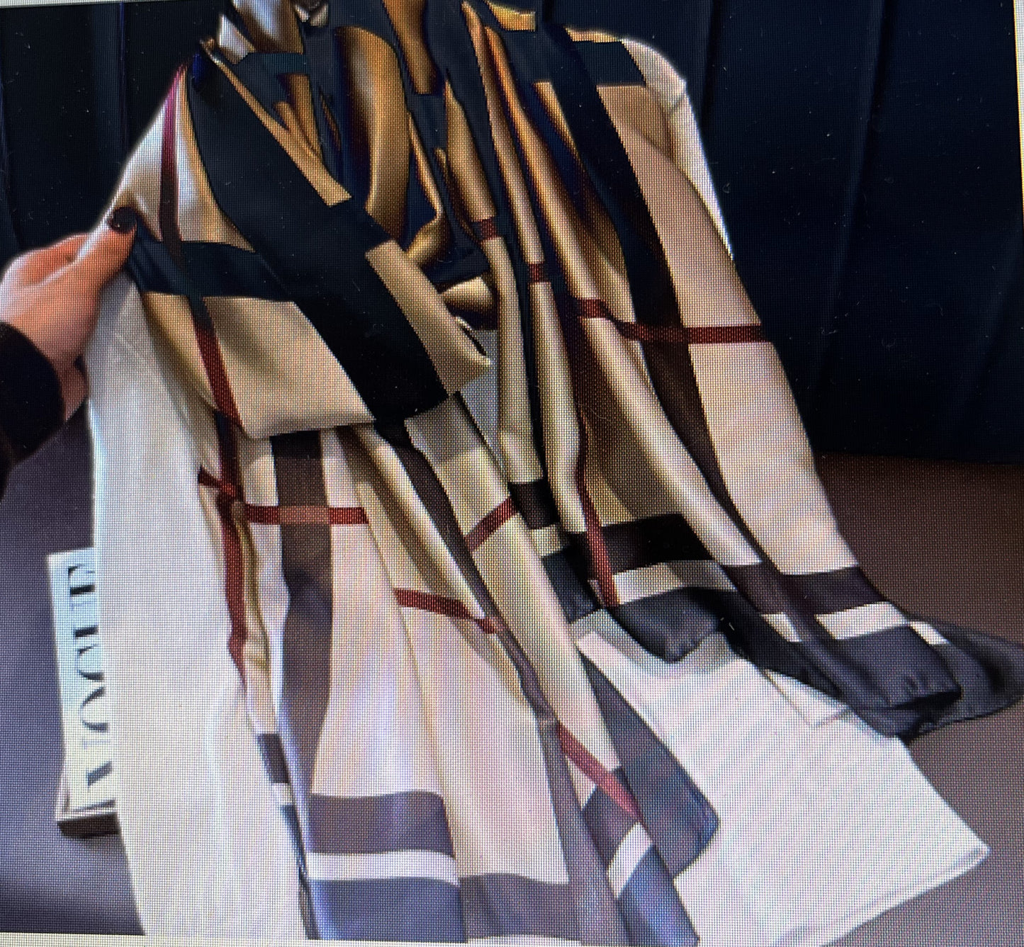 Scarf 180 x 90 cm - One only of this design