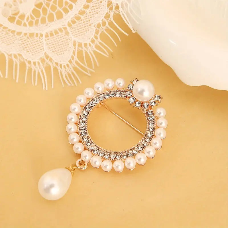Brooch - Round faux pearls with rhinestones and tear drop faux pearl