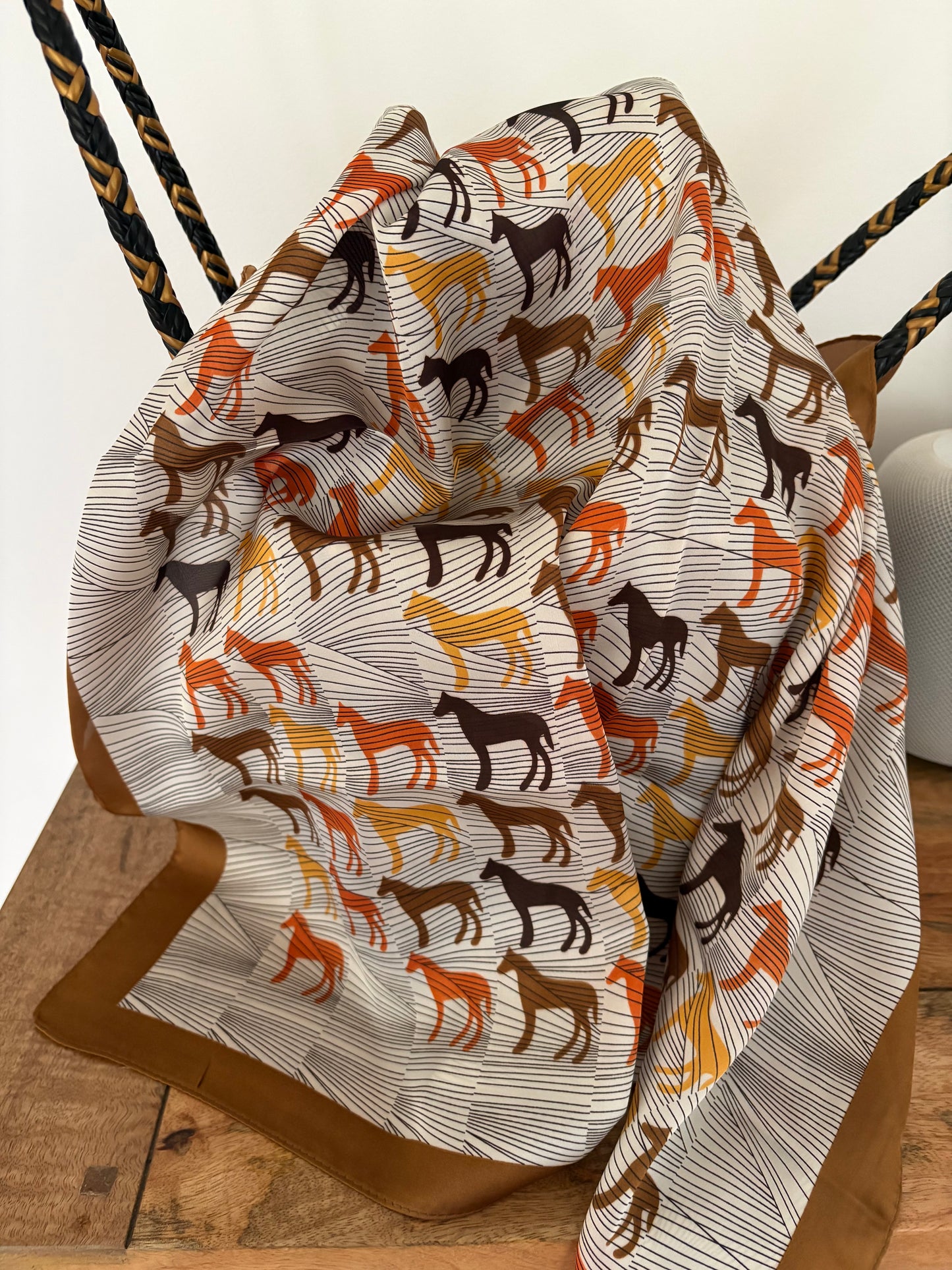 Scarf - 68 x 68 cm