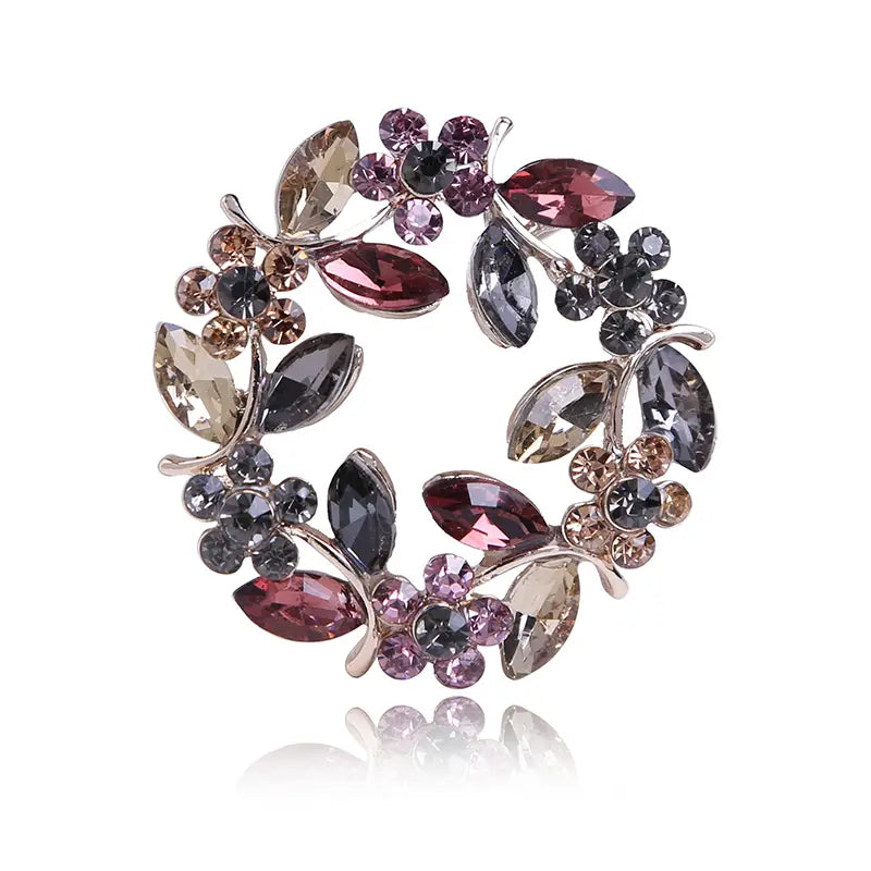 Brooch - wreath in three colours